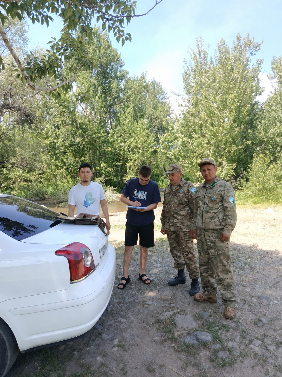 Проведено совместное рейдовое мероприятие по охране природы.